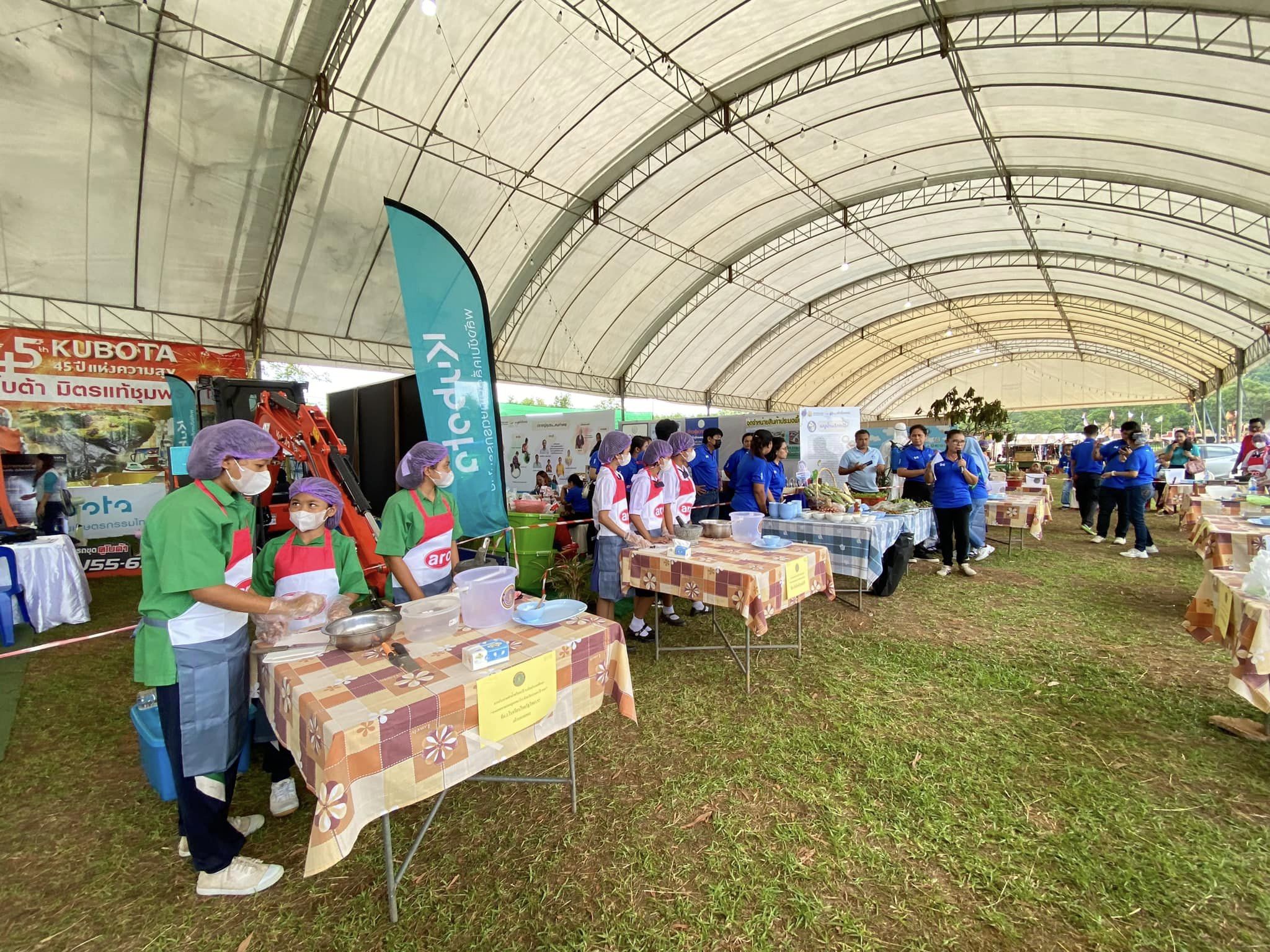 สำนักงานประมงจังหวัดระนอง ได้ดำเนินการ จัดการแข่งขันการทำน้ำพริกกะปิ  และการประกวดกะปิ ของดีเมืองระนอง ในงานเทศกาลบอลลูน เล่นว่าว และงานเกษตรแฟร์จังหวัดระนอง ระหว่างวันที่ 23-27 มิถุนายน ประจำปี 2566..คลิก