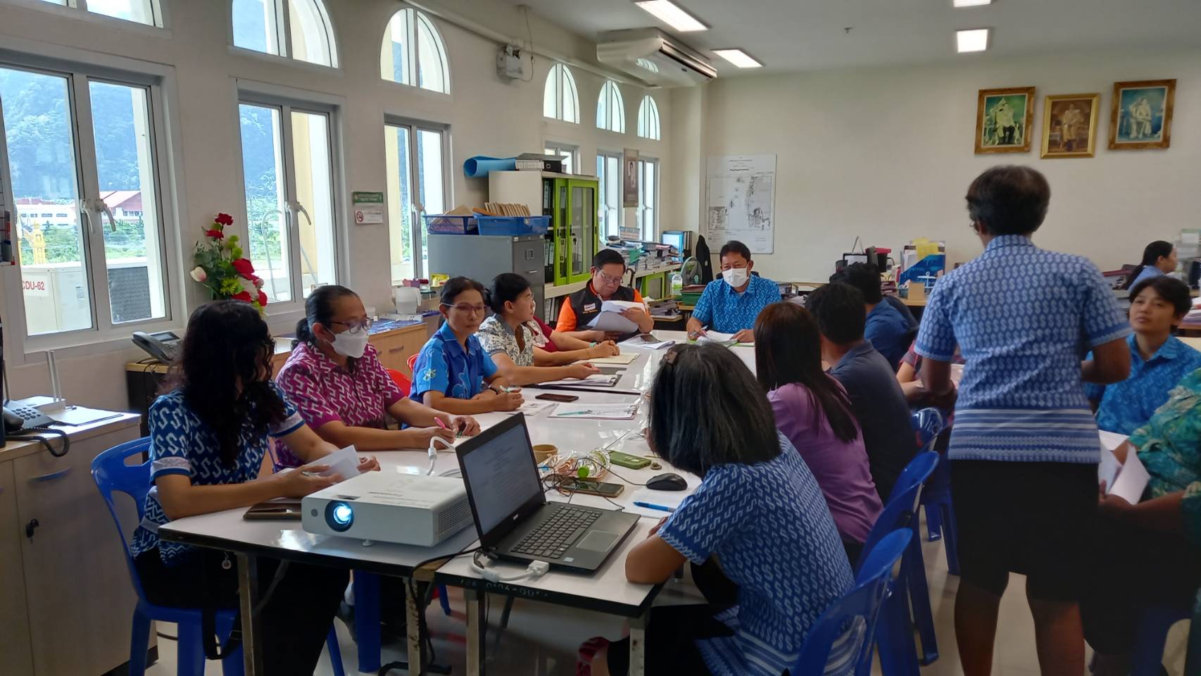 ประชุมประจำเดือน