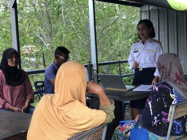 สำนักงานประมงจังหวัดสตูลลงพื้นที่ตรวจสอบความเสียหายของเกษตรกรผู้ประสบอุทกภัยด้านประมง