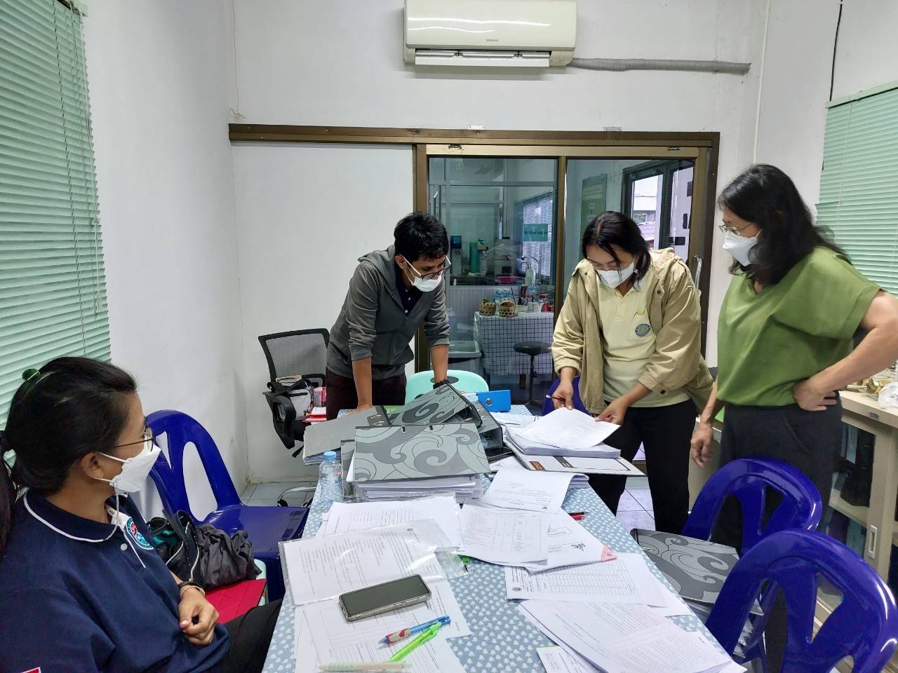 ร่วมตรวจประเมินสมรรถนะห้องปฏิบัติการทดสอบยาและสารตกค้างประจำปี 2566..คลิก