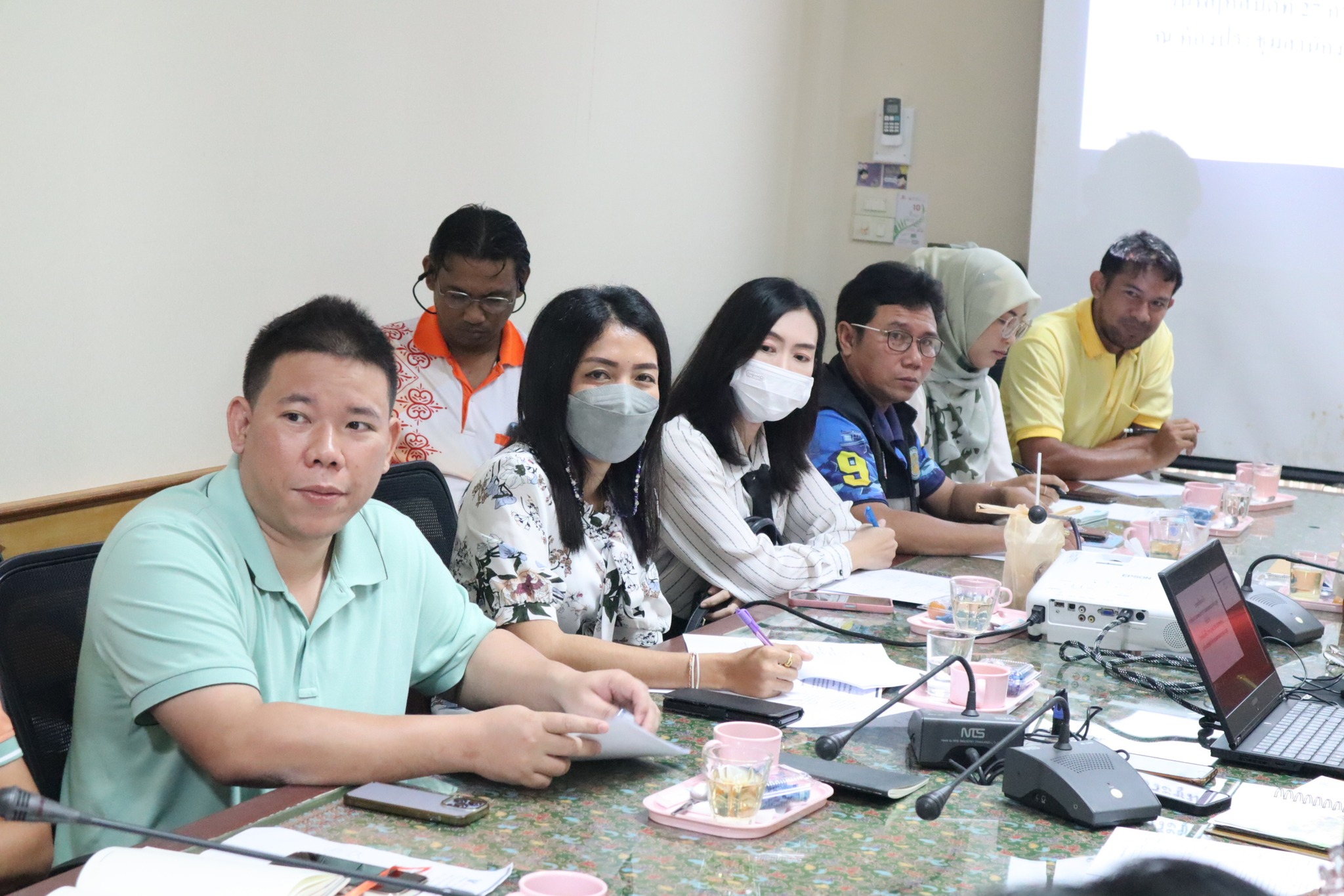 สำนักงานประมงจังหวัดสตูลเข้าร่วมประชุมปรึกษาหารือการจัดงานรวมพลคนกระทรวงเกษตรและสหกรณ์จังหวัดสตูล ครั้งที่ 18..คลิก