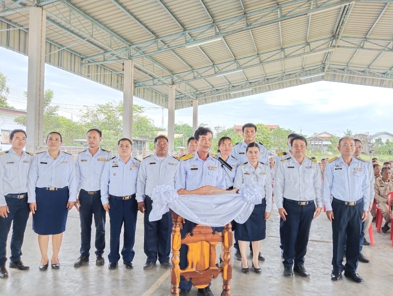 ร่วมพิธีปล่อยพันธุ์สัตว์น้ำเฉลิมพระเกียรติ สมเด็จพระนางเจ้าสิริกิติ์ พระบรมราชินีนาถ พระบรมราชชนนีพันปีหลวง เนื่องในวันเฉลิมพระชนมพรรษา