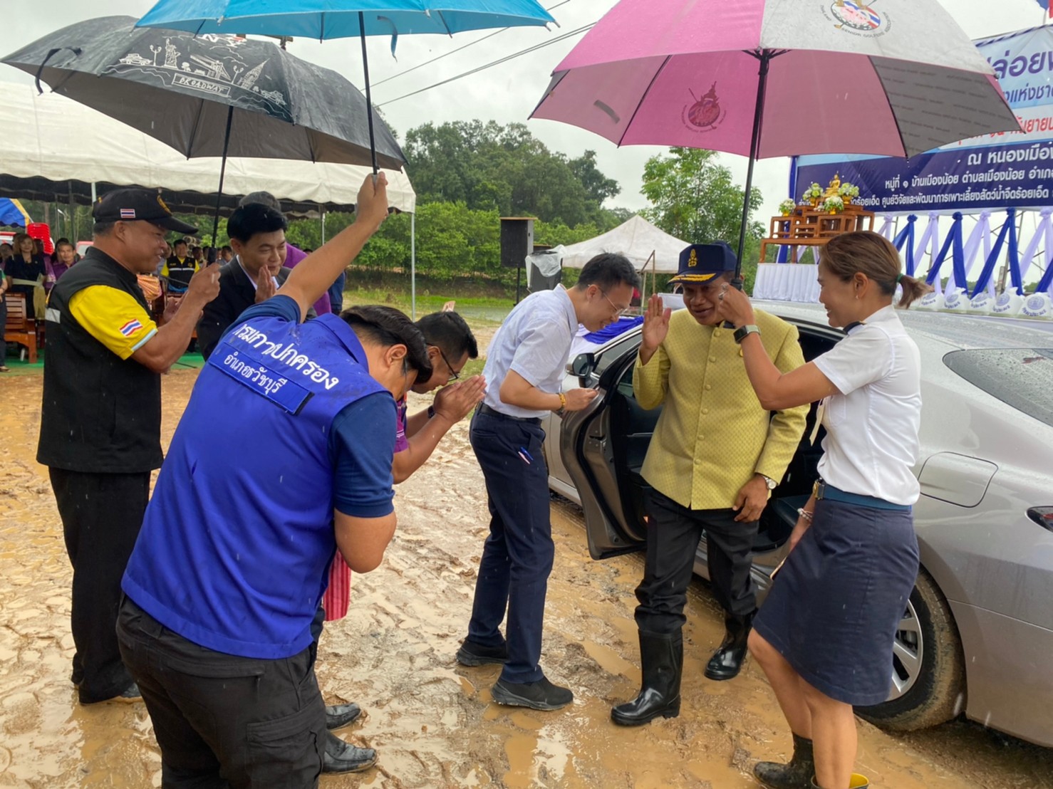 ร่วมกิจกรรมปล่อยพันธุ์สัตว์น้ำ เนื่องใน “วันประมงแห่งชาติ” ประจำปี ๒๕๖๖