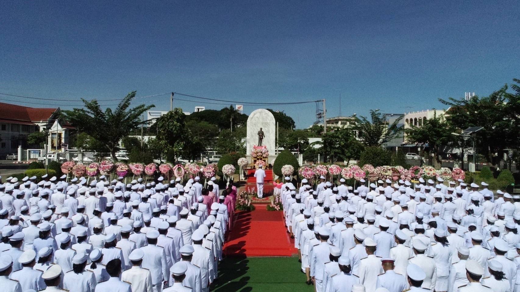 ร่วมพิธีน้อมรำลึกเนื่องในวันคล้ายวันสวรรคตพระบาทสมเด็จพระจุลจอมเกล้าเจ้าอยู่หัว 23 ตุลาคม ของทุกปี