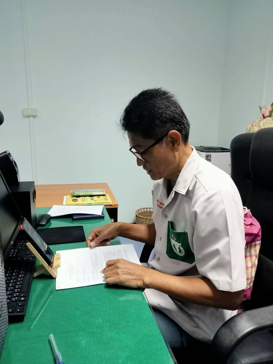 นายบุญหลาย กุลนารัตน์ ประมงจังหวัดหนองบัวลำภู พร้อมด้วยนายสมจิตร์ พงษ์ภุมมาหัวหน้ากลุ่มบริหารและจัดการประมง และนางสาวดาพร หนันทะ เจ้าพนักงานประมงชำนาญงาน ร่วมประชุมคณะกรรมการขับเคลื่อนนโยบายกรมประมงจังหวัดหนองบัวลำภู (Fisheries Co-ordinator: FC) ครั้งที่ 6/2566..คลิก