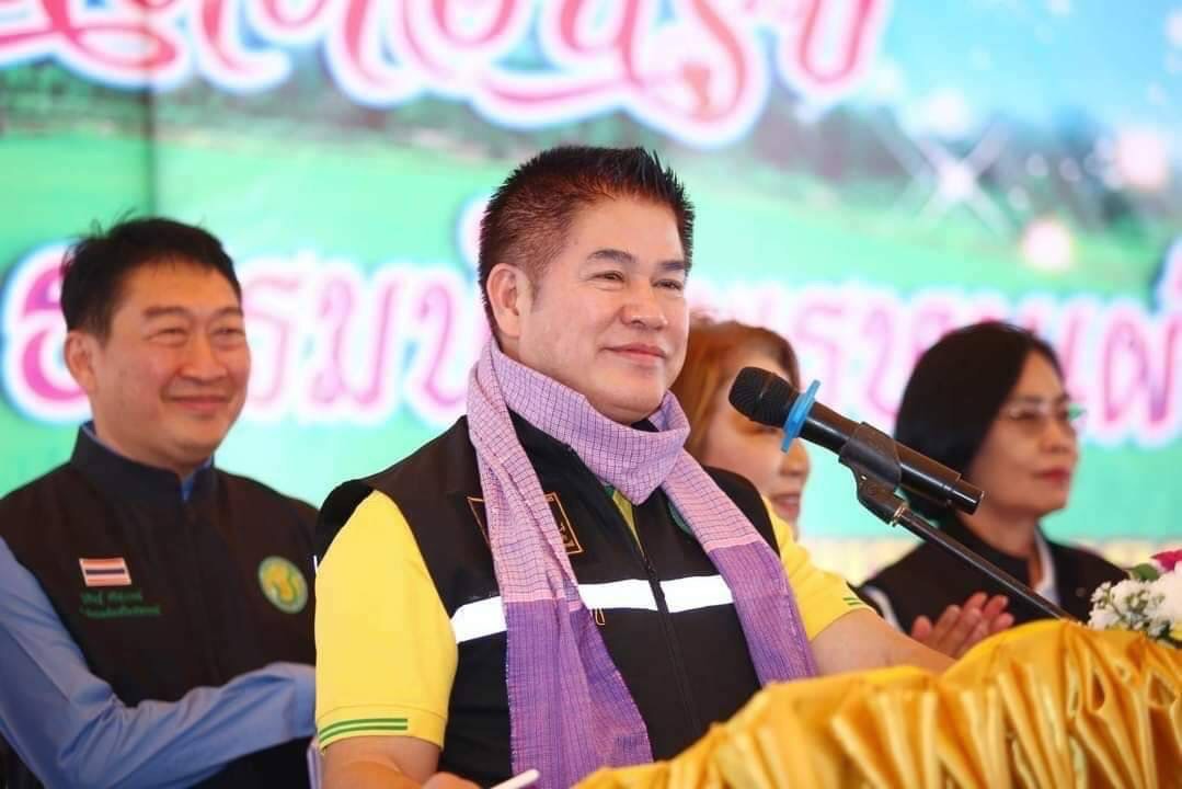 ต้อนรับ - ส่ง ร้อยเอก ธรรมนัส พรหมเผ่า รัฐมนตรีว่าการกระทรวงเกษตรและสหกรณ์ พร้อมคณะ..คลิก