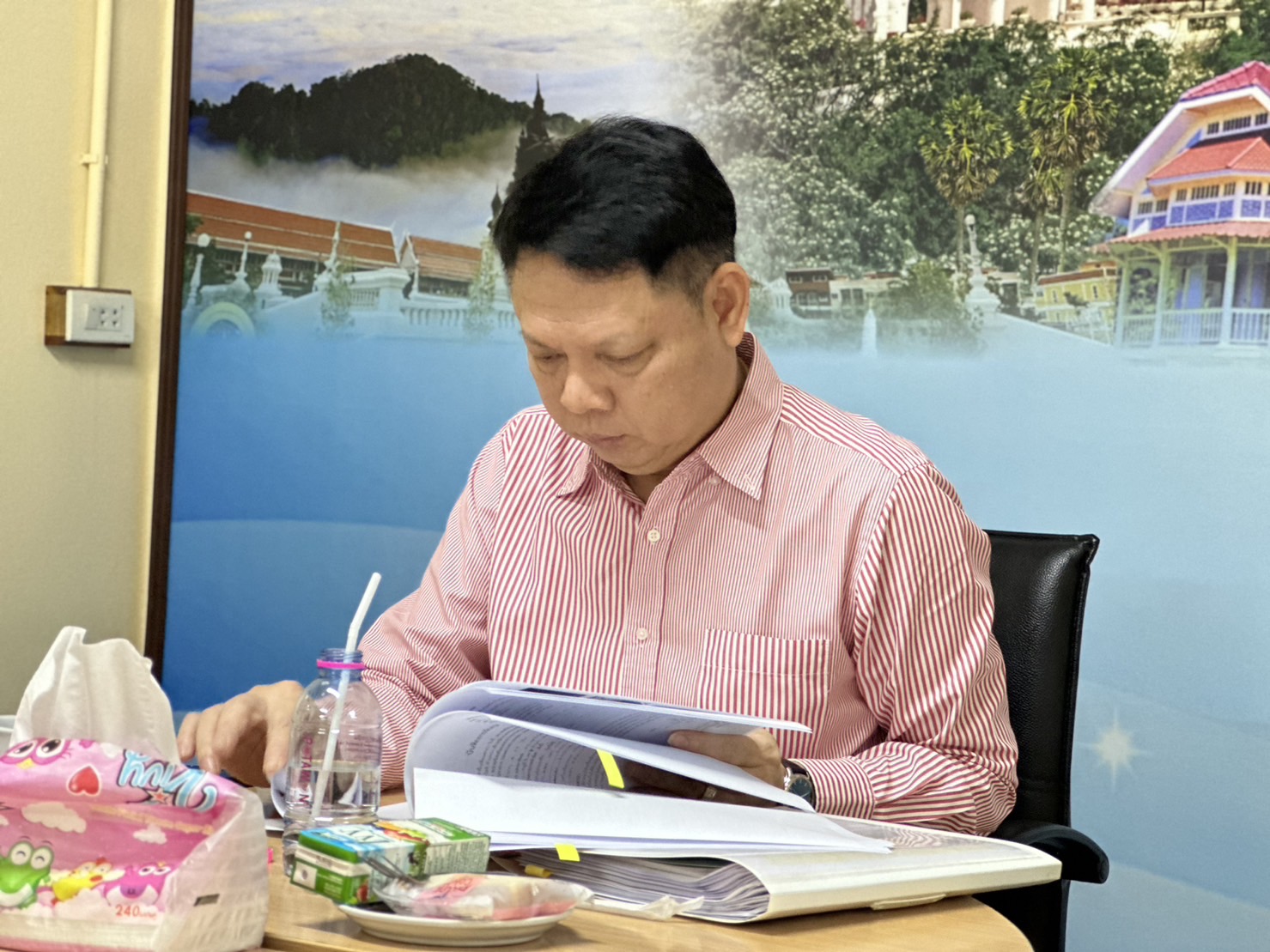 จัดประชุมคณะกรรมการเปรียบเทียบตามพระราชกำหนดการประมง พ.ศ. 2558 จังหวัดเพชรบุรี ครั้งที่ 11/2566..คลิก