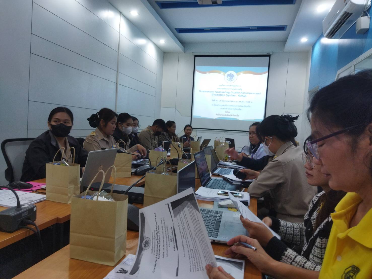 ร่วมโครงการฝึกอบรมเชิงปฏิบัติการการปปฏิบัติงานตามเกณฑ์การประเมินผลการบัญชีภาครัฐ (Government Accounting Quality Assurance and Evaluation System : GAQA)..คลิก