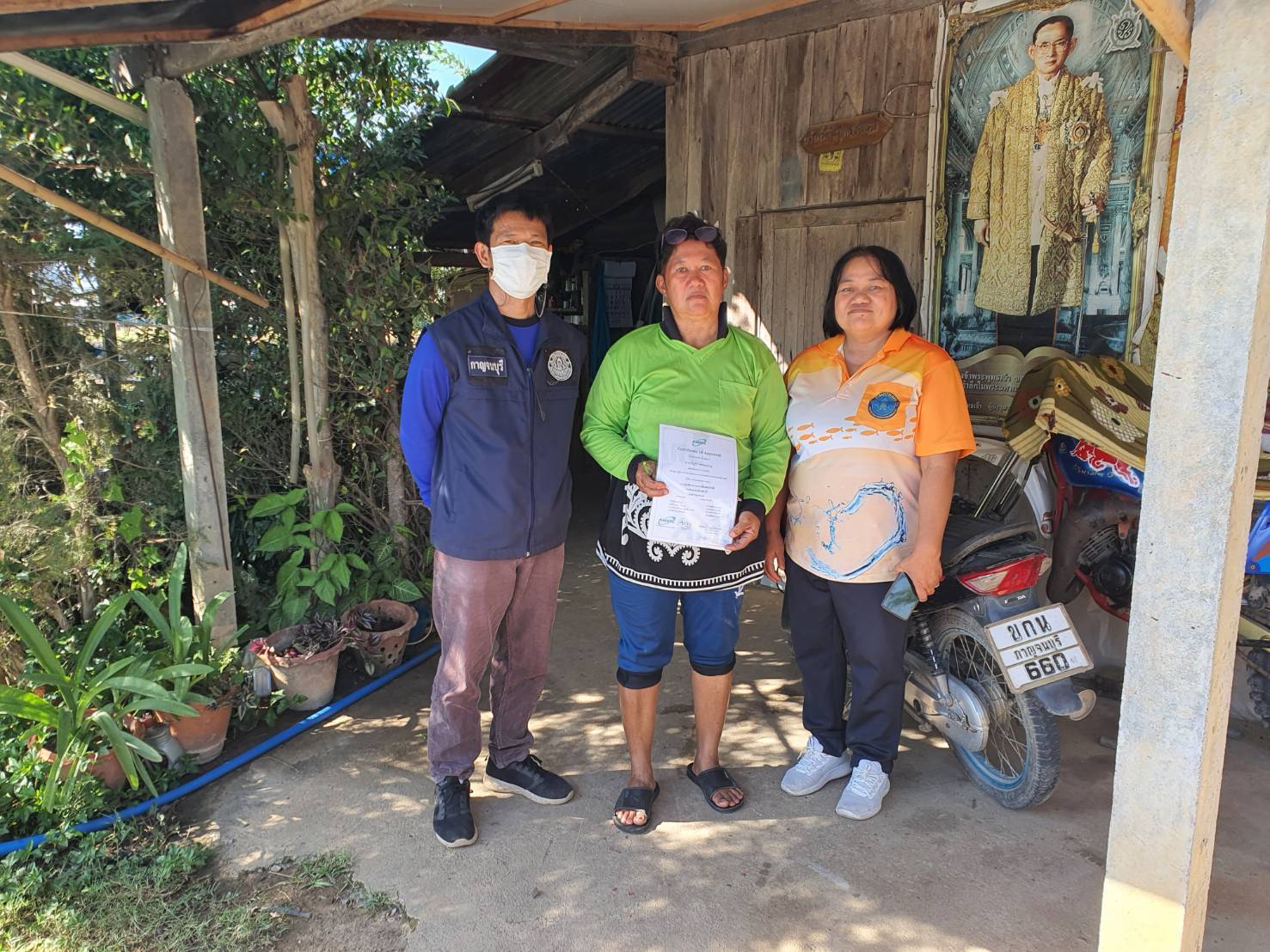 ลงพื้นที่พบปะเกษตรกรติดตามส่งเสริมเกษตรกรผู้เลี้ยงกุ้งก้ามกราม เพื่อเตรียมความพร้อมในการขอรับรองมาตรฐาน GAP มกษ 7436..คลิก