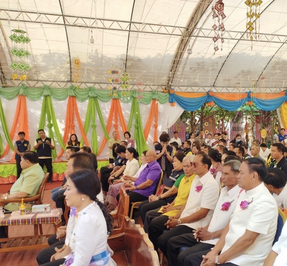 ร่วมต้อนรับการเดินทางมาตรวจราชการของ นายไชยา พรหมา รัฐมนตรีช่วยว่าการกระทรวงเกษตรและสหกรณ์..คลิก