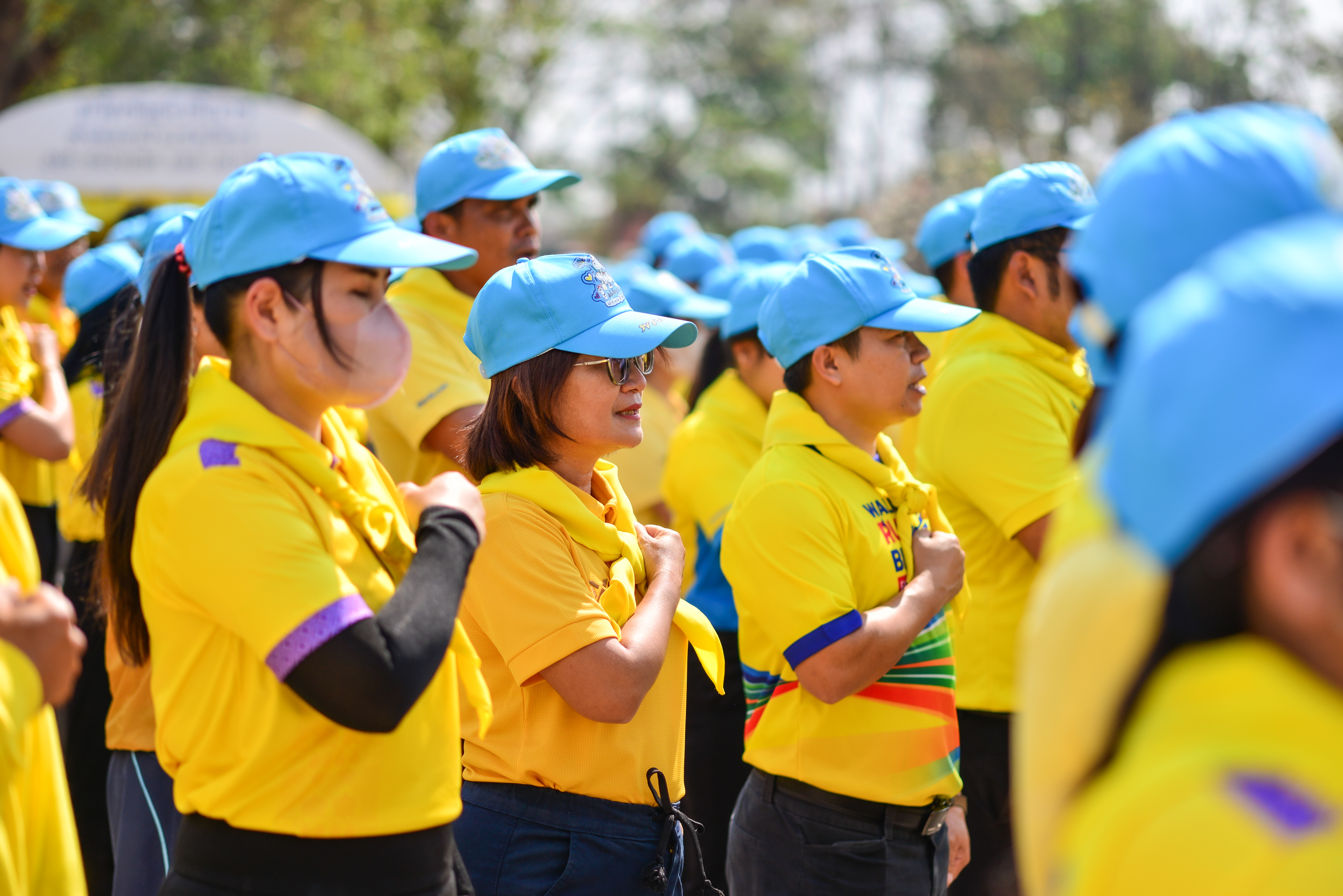 นายบุญหลาย กุลนารัตน์ ประมงจังหวัดหนองบัวลำภู มอบหมาย นางถนอมขวัญ นอศรี หัวหน้ากลุ่มบริหารและยุทธศาสตร์ พร้อมด้วย นายสมภาร วังคีรี ประมงอำเภอเมืองหนองบัวลำภู และนายสิปปภาส บุญรักษา เจ้าหน้าที่วิเคราะห์นโยบายและแผน ร่วมกิจกรรมจิตอาสาพัฒนาสถานที่ท่องเที่ยว เนื่องในวันที่ระลึกพระบาทสมเด็จพระพุทธเลิศหล้านภาลัย..คลิก