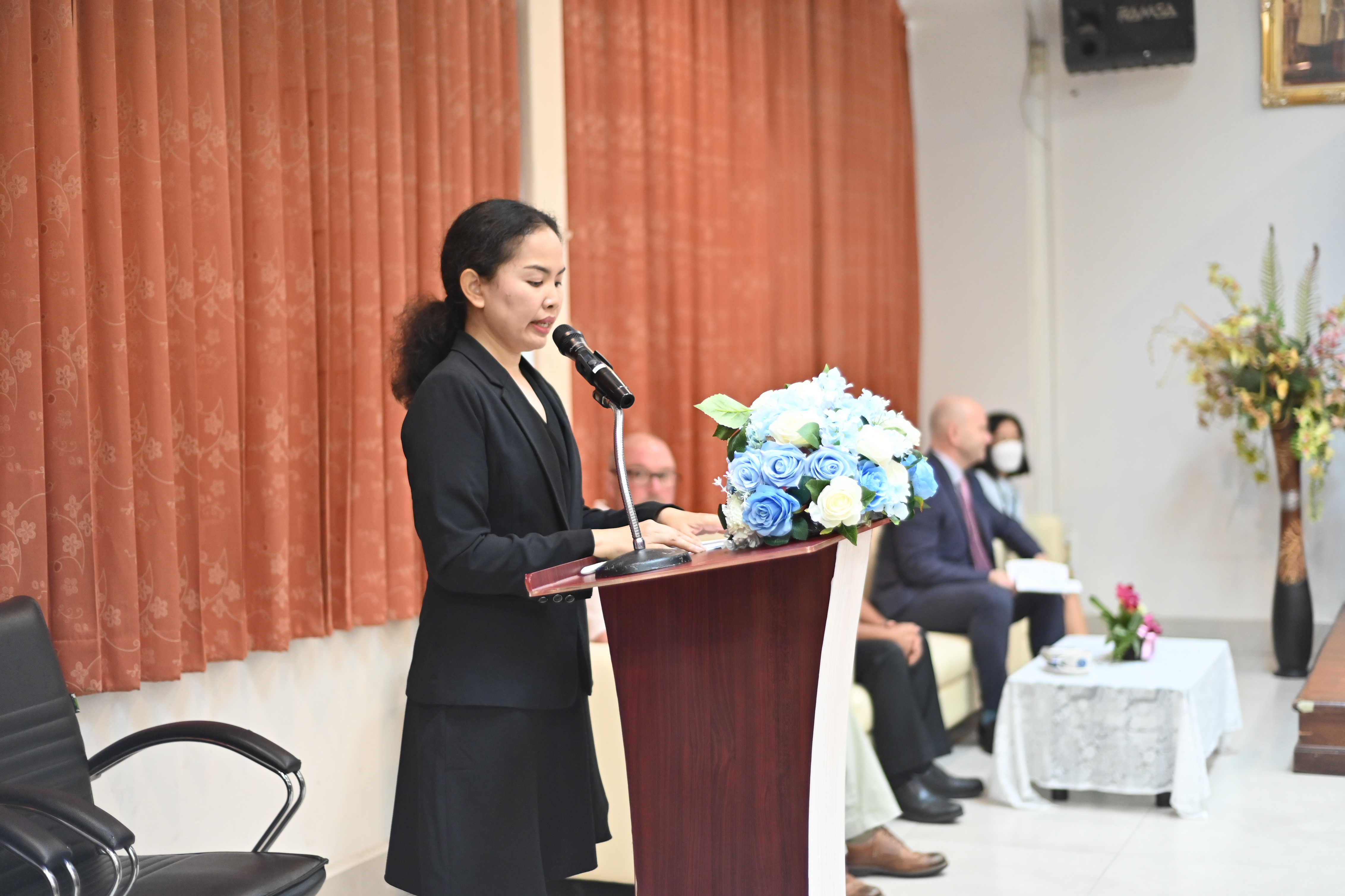 DoF Hosts Thailand Shrimp Health Workshop,  Propelling Partnership with the UK in Aquatic Animal Health Research..คลิก