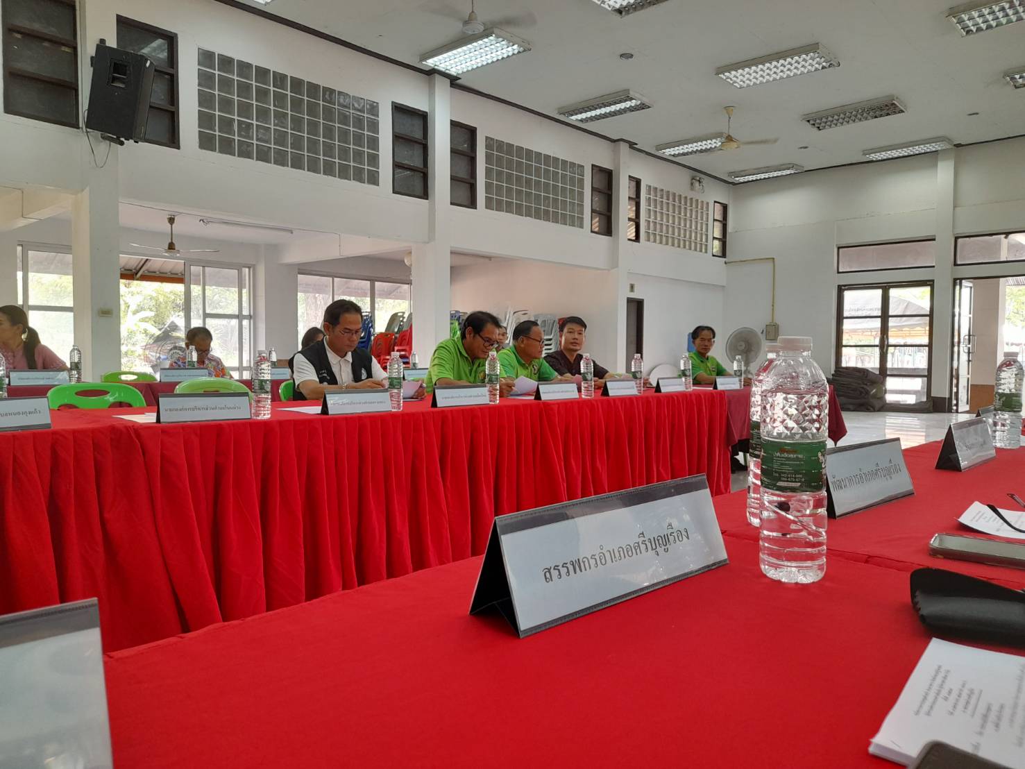 างสาวมลฤดี ลิ้มสุวรรณ ประมงอำเภอศรีบุญเรือง ร่วมประชุมหัวหน้าส่วนราชการ หัวหน้าหน่วยงานรัฐวิสาหกิจ ผู้บริหารองค์กรปกครองส่วนท้องถิ่น ผู้บริหารสถานศึกษา กำนัน อำเภอศรีบุญเรือง ครั้งที 3/2567..คลิก