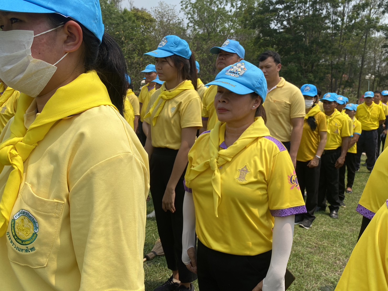 นางสาวทัศนีย์ สุนนท์ชัย หัวหน้ากลุ่มพัฒนาและส่งเสริมอาชีพการประมง รักษาราชการแทนประมงจังหวัดหนองบัวลำภู พร้อมด้วย นายธีรศักดิ์ ศรีร่องหอย นักวิชาการประมงปฏิบัติการ นางสาวสายสมร พลบูรณ์ นักวิชาการประมง และนายไพศาล ศรีคูณ นักวิชาการประมง ร่วมกิจกรรมจิตอาสาพัฒนาศูนย์ราชการจังหวัดหนองบัวลำภู เนื่องในวันจักรีและวันข้าราชการพลเรือน พ.ศ. 2567..คลิก