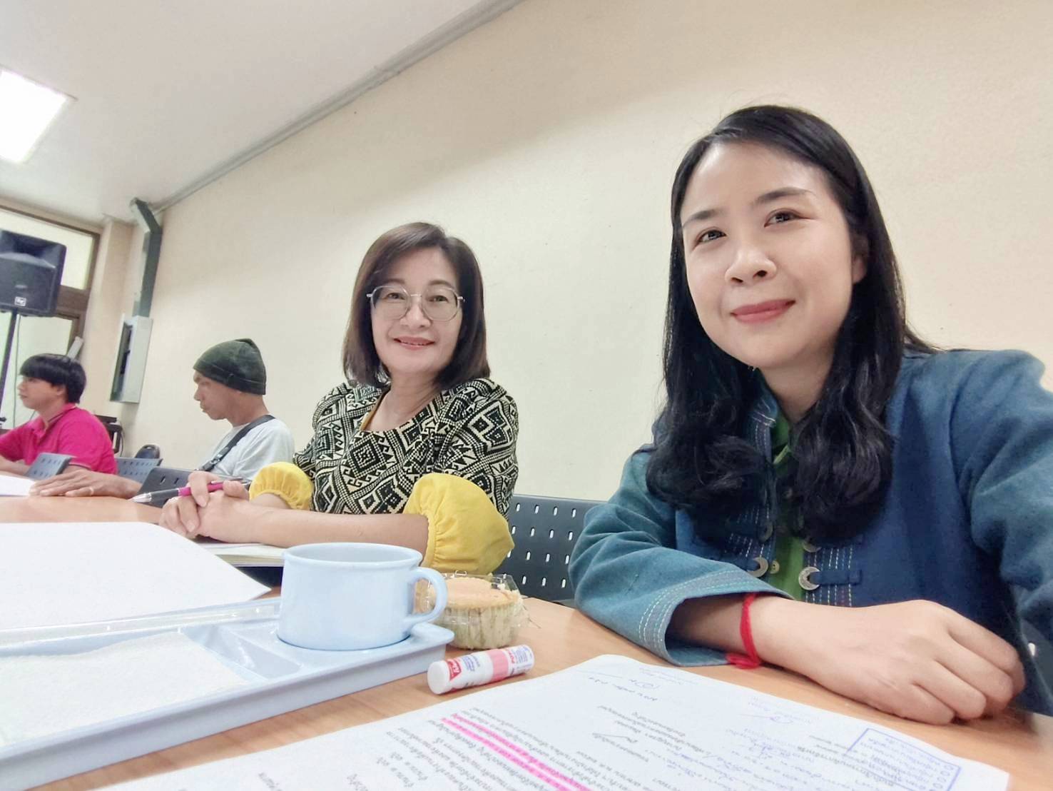 นางถนอมขวัญ นอศรี หัวหน้ากลุ่มบริหารและยุทธศาสตร์ ร่วมประชุมคณะทำงานเพื่อพิจารณาวาระการประชุมคณะอนุกรรมการส่งเสริมและพัฒนาคุณภาพชีวิตคนพิการประจำจังหวัด..คลิก