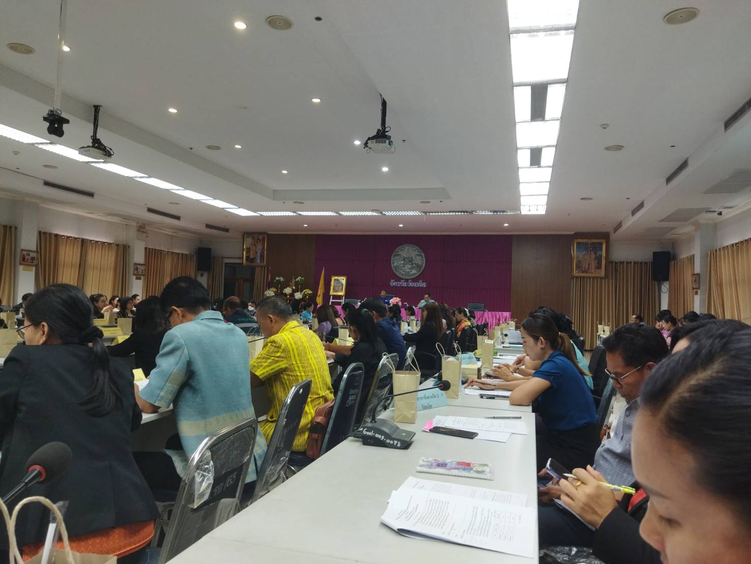 ประชุมเร่งรัดติดตามการใช้จ่ายเงินงบประมาณรายจ่ายจังหวัดร้อยเอ็ด ประจำปีงบประมาณ พ.ศ.2567 ครั้งที่1/2567