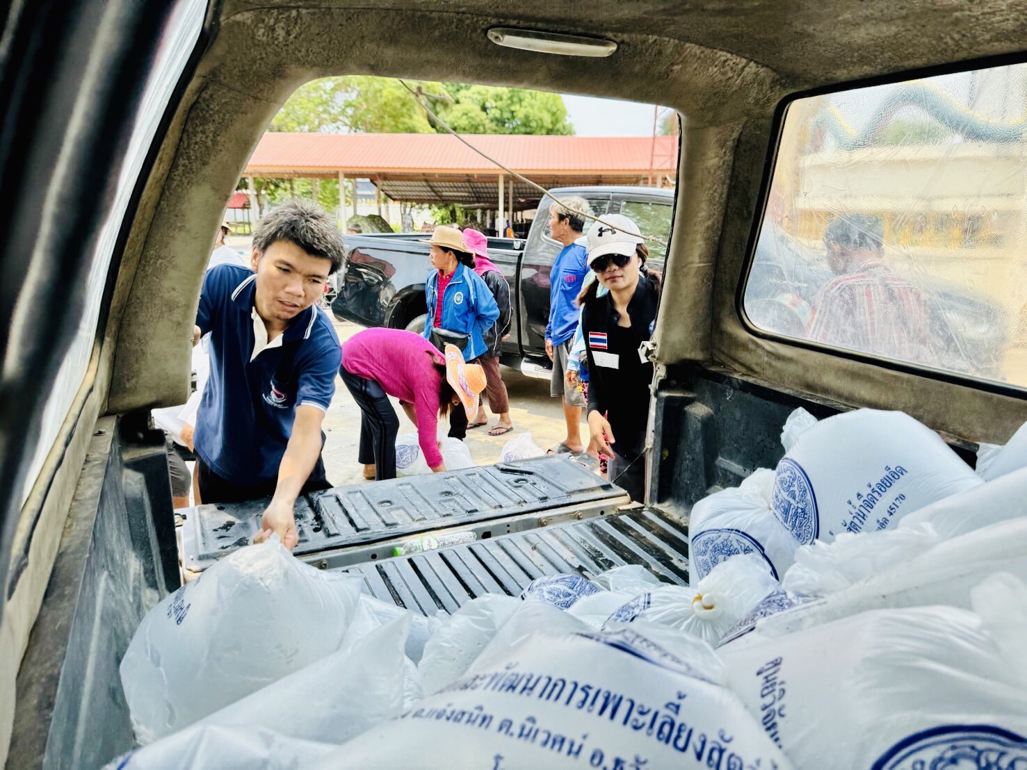ช่วยเหลือเกษตรที่ได้รับผลกระทบจากภัยพิบัติ ตามข้อสั่งการของรัฐมนตรีช่วยว่าการกระทรวงเกษตรและสหกรณ์ (นายไชยา  พรหมา) จำนวน 35 ราย..คลิก