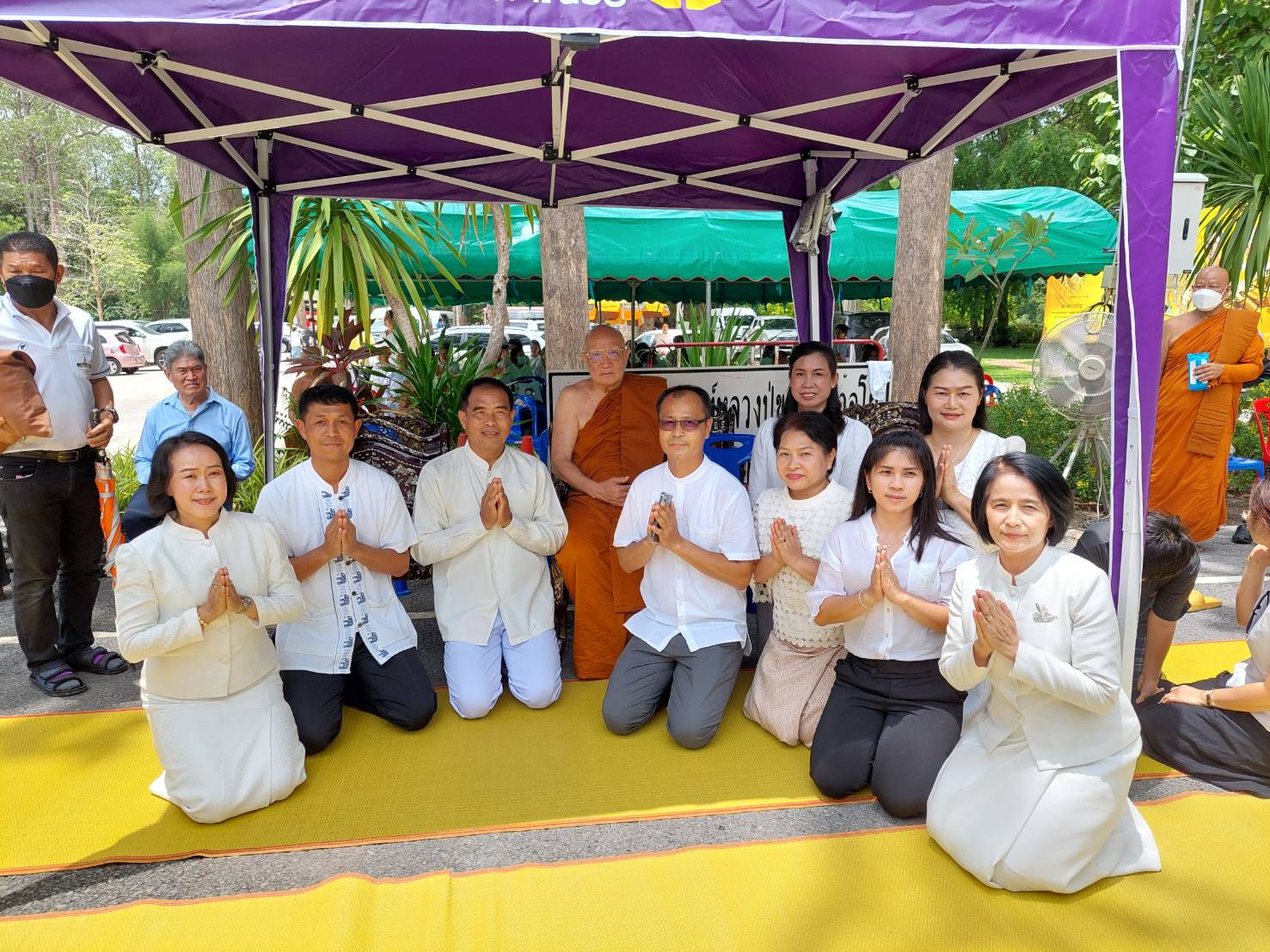 ประมงจังหวัดหนองบัวลำภูร่วมพิธีทําบุญตักบาตร ประเพณีสักการะหลวงปู่ขาว อนาลโย วัดถ้ำกลองเพลงานวันกตัญญุตาบูชาคุณพระบุรพาจารย์วัดถ้ำกลองเพล และงานส่งเสริมพระพุทธศาสนา เนื่องในเทศกาลวันวิสาขบูชา พุทธศักราช 2567..คลิก