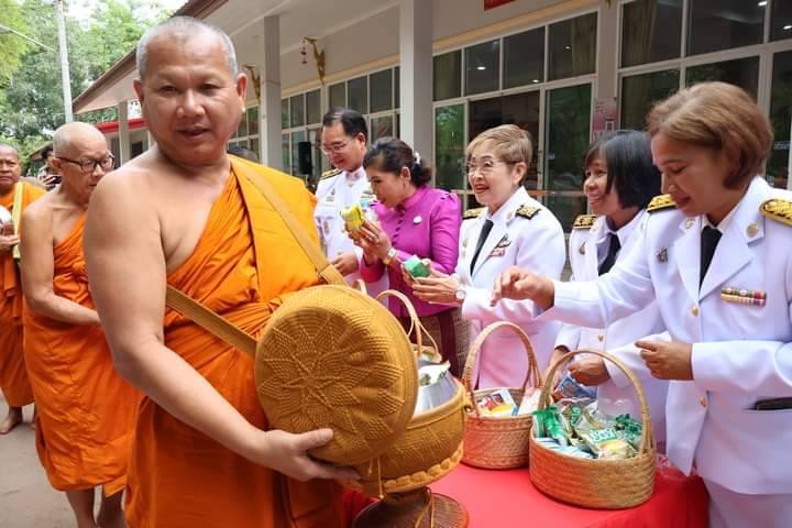 ประมงอำเภอศรีบุญเรือง ร่วมกิจกรรมเฉลิมพระเกียรติสมเด็จพระนางเจ้าฯ พระบรมราชินี เนื่องในโอกาสวันเฉลิมพระชนมพรรษา 3 มิถุนายน 2567..คลิก