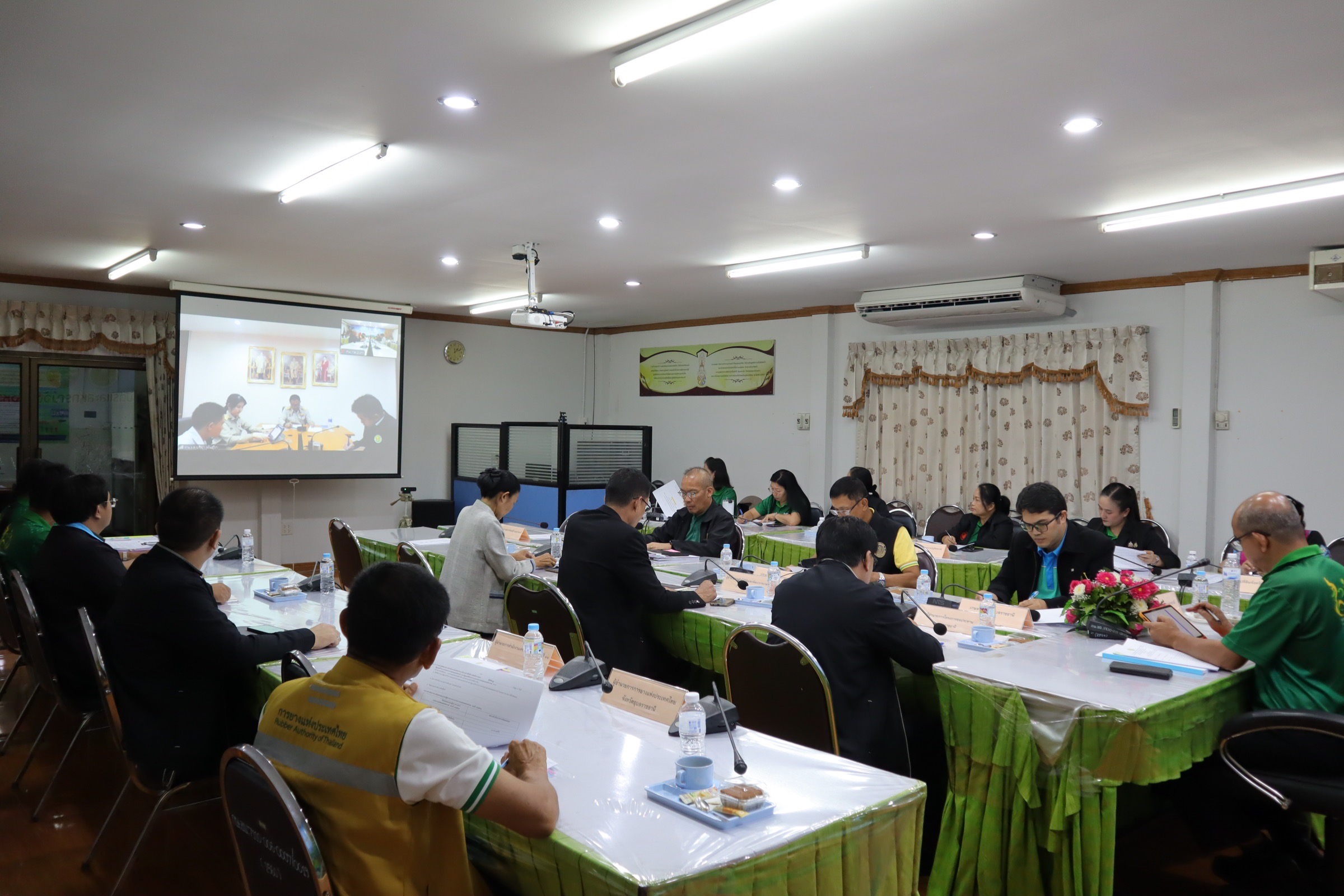 ประมงอุบลฯ ร่วมประชุมชี้แจงและติดตามความก้าวหน้าแผนการตรวจราชการและการขับเคลื่อนแบบบูรณาการในพื้นที่ของผู้ตรวจราชการกระทรวงเกษตรและสหกรณ์ ประจำปีงบประมาณ พ.ศ. 2567 ..คลิก