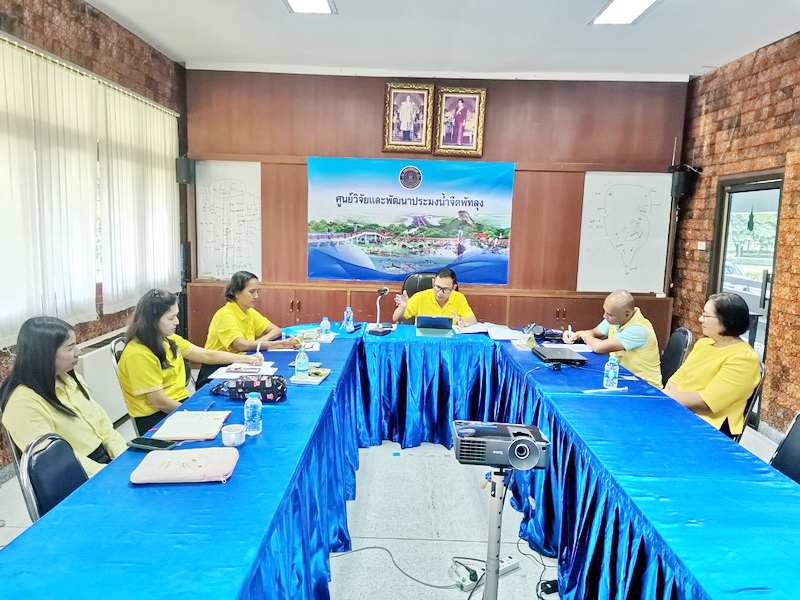ร่วมประชุมคณะกรรมการขับเคลื่อนนโยบายของกรมประมง..คลิก
