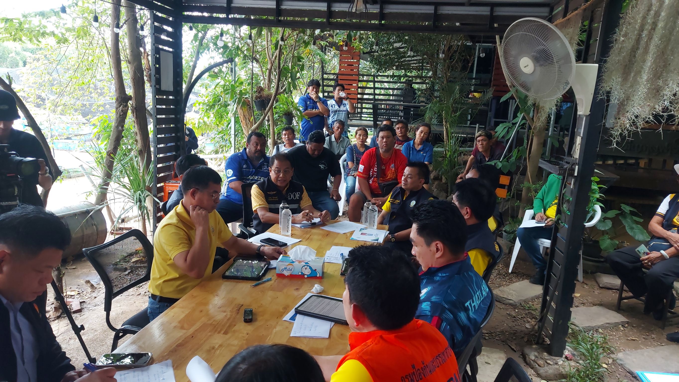 ศึกษาดูงานเกี่ยวกับการให้ความช่วยเหลือเกษตรกรด้านการประมงที่ได้รับผลกระทบจากอุทกภัย..คลิก