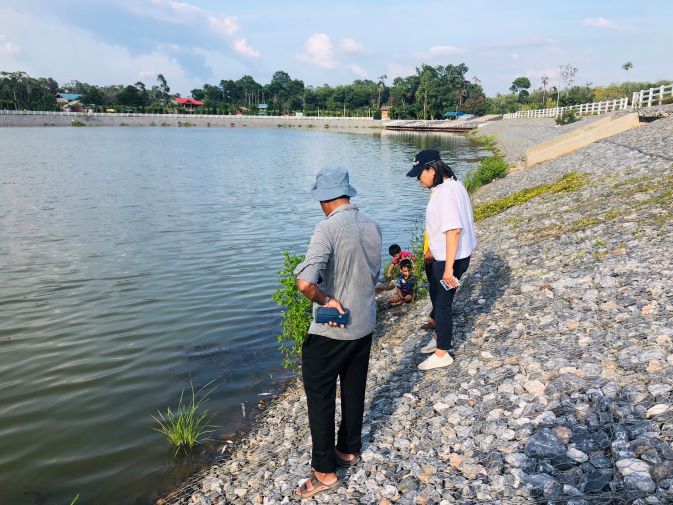 ลงพื้นที่เพื่อหาสาเหตุการตายของปลาในบึงบาโด อำเภอเมืองยะลา จังหวัดยะลา..คลิก