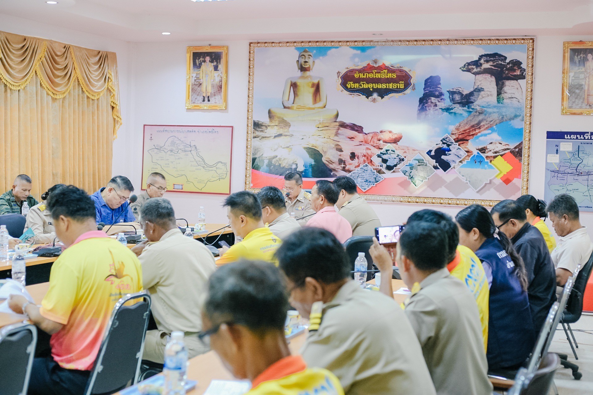 วันที่ 1ตุลาคม 2567 นางสาวปวริศา บุตรนามท้าว ประมงอำเภอโพธิ์ไทร ร่วมประชุมประจำเดือนกำนันผู้ใหญ่บ้าน..คลิก