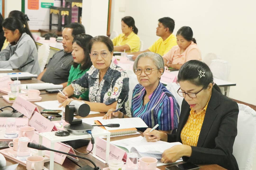 เข้าร่วมประชุมคณะทำงานด้านการส่งเสริมพัฒนาอาชีพและการตลาดจังหวัดราชบุรี..คลิก