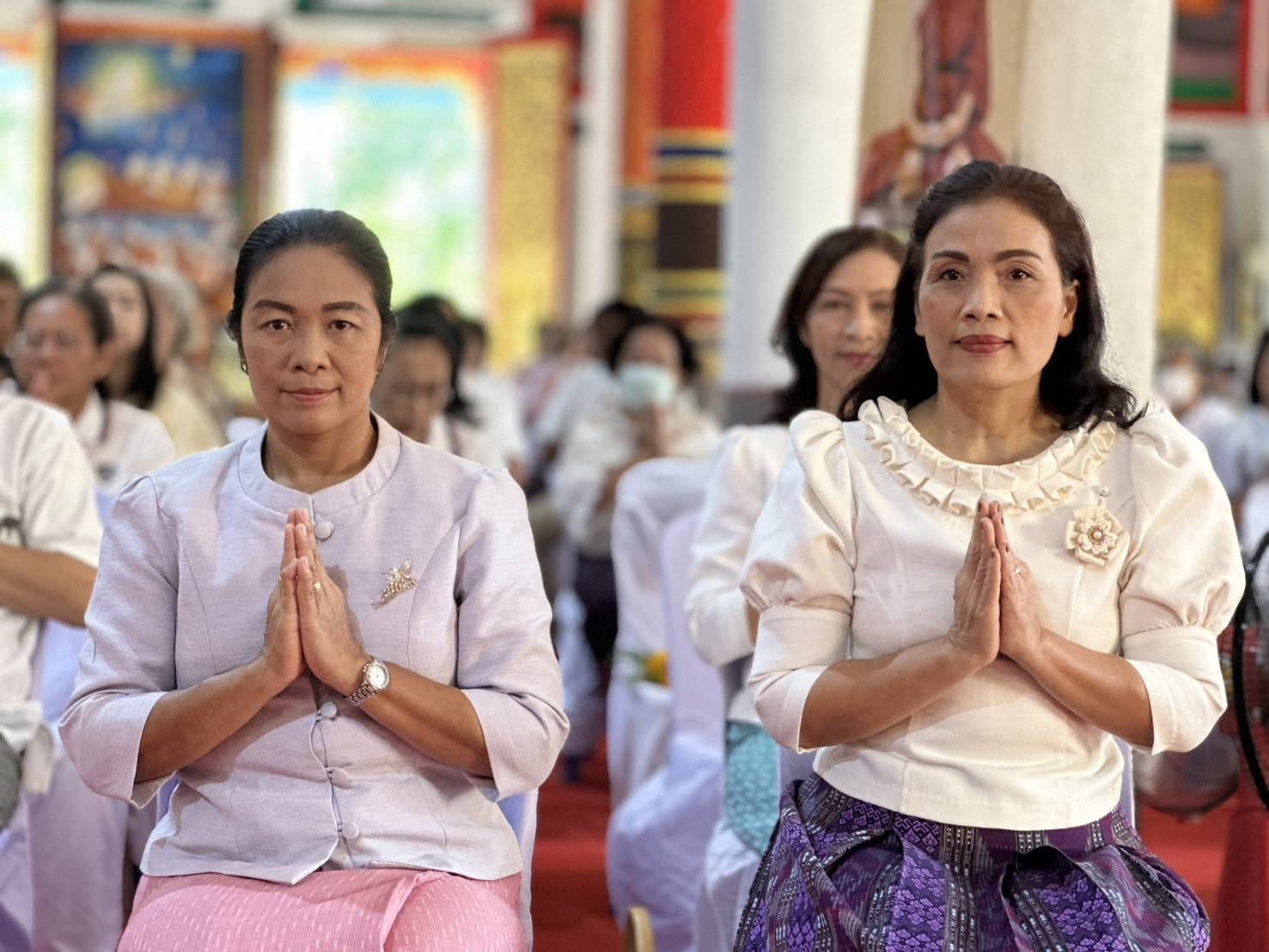 ประมงอำเภอวารินชำราบ ร่วมกิจกรรมตักบาตรถนนสายวัฒนธรรมนำสู่ทาน ศีล ภาวนา และการสงเคราะห์..คลิก