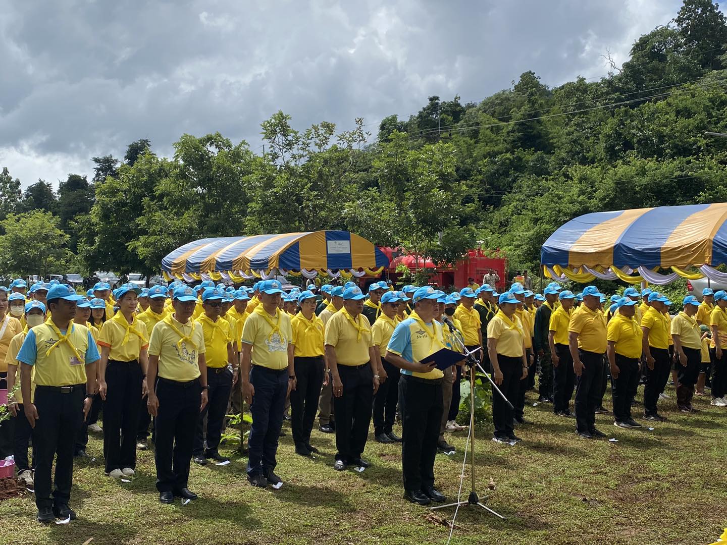 กิจกรรมจิตอาสารักษาต้นไม้ เนื่องในวันคล้ายวันสวรรคต พระบาทสมเด็จพระจุลจอมเกล้าเจ้าอยู่หัว  ”วันปิยมหาราช“ ณ บ้านปากคลอง..คลิก
