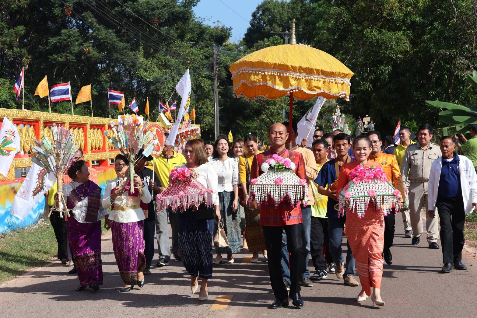 ประมงอำเภอศรีเมืองใหม่ ร่วมงานกฐินสามัคคีอำเภอศรีเมืองใหม่ ประจำปีงบประมาณ พ.ศ. 2567..คลิก