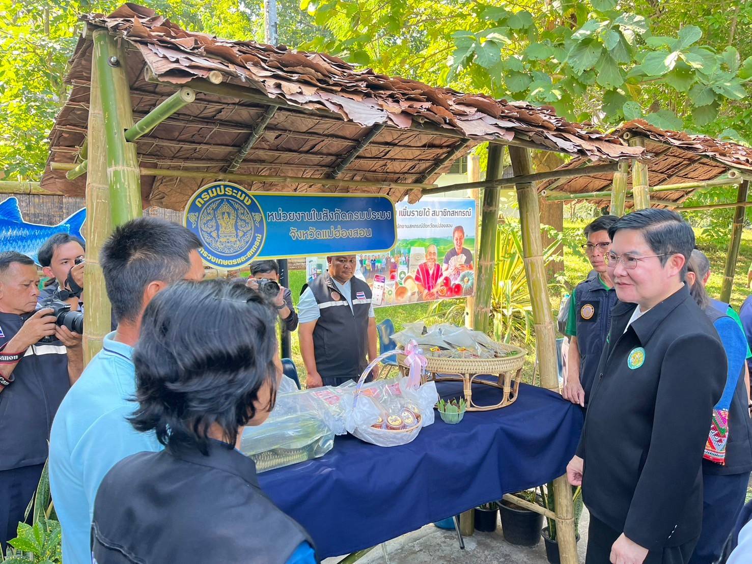 นายอัครา พรหมเผ่า รัฐมนตรีช่วยว่าการกระทรวงเกษตรและสหกรณ์ ลงพื้นที่ติดตามความก้าวหน้าการดำเนินงาน