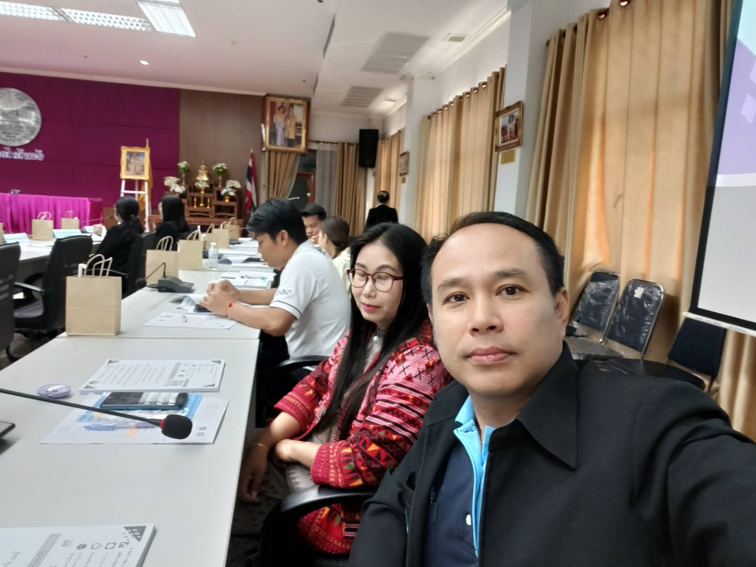 ร่วมโครงการฝึกอบรมเทคนิคกระบวนการเตรียมความพร้อมในการจัดซื้อจัดจ้าง การติดตามกำกับดูแล การบริหารสัญญา และการตรวจรับพัสดุ สำหรับหัวหน้าส่วนราชการในจังหวัดร้อยเอ็ด..คลิก