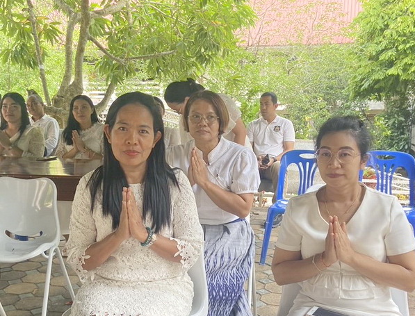 ร่วมพิธีสวดเจริญพระพุทธมนต์ ณ วัดคูหาสวรรค์ อ.เมือง จ.พัทลุง..คลิก
