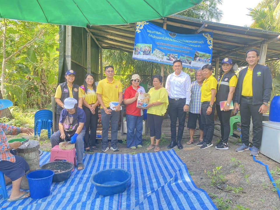 ต้อนรับคณะเจ้าหน้าที่จากสำนักงานประมงจังหวัดราชบุรี และกลุ่มผู้ประกอบการที่เข้าร่วมโครงการสร้างแรงจูงใจในการนำปลาหมอคางดำที่กำจัดออกไปใช้ประโยชน์ โดยการหมักปลาร้า..คลิก