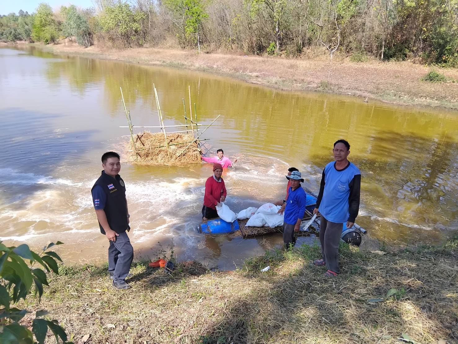 กลุ่มบริหารจัดการด้านการประมง ฝึกอบรมเชิงปฎิบัติการ โครงการเพิ่มประสิทธิภาพการเกษตรมูลค่าสูง สู่เกษตรนวัตกรรมชั้นสูง กิจกรรม ส่งเสริมการเพิ่มผลผลิตสัตว์น้ำในแหล่งน้ำชุมชน (ฟางมาปลาโต)