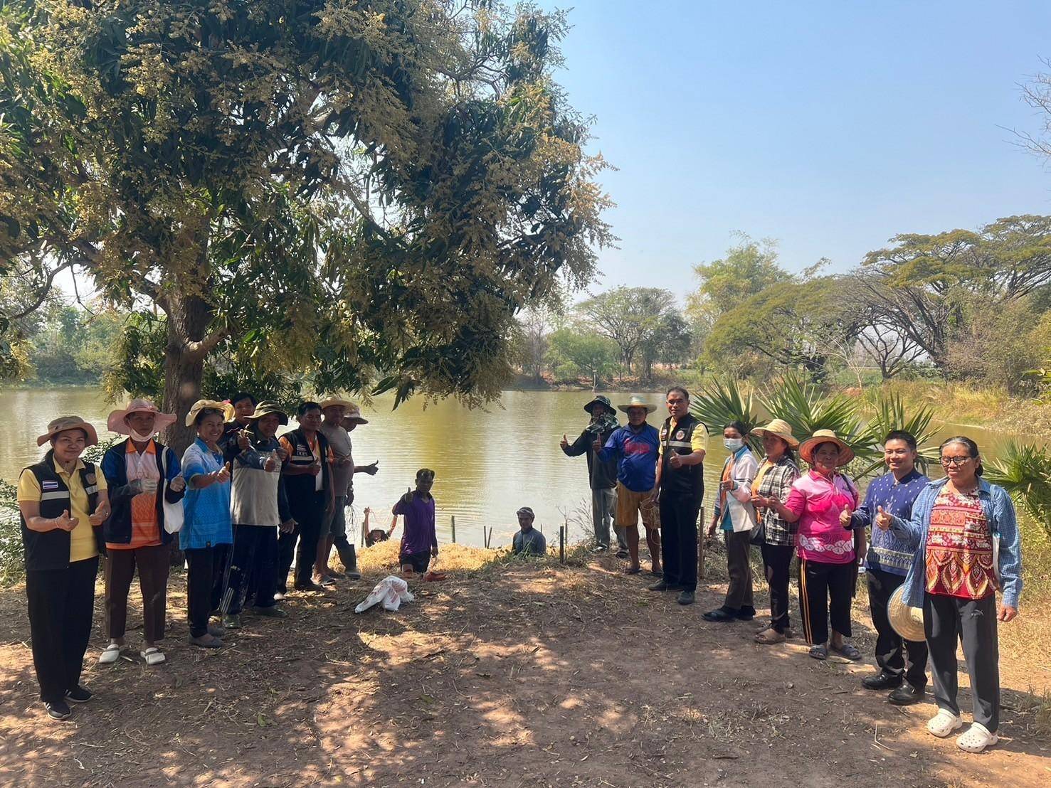 สนง.ประมงจังหวัดหนองบัวลำภู ฝึกอบรมเชิงปฎิบัติการ โครงการเพิ่มประสิทธิภาพการเกษตรมูลค่าสูง สู่เกษตรนวัตกรรมชั้นสูง กิจกรรม ส่งเสริมการเพิ่มผลผลิตสัตว์น้ำในแหล่งน้ำชุมชน (ฟางมาปลาโต)