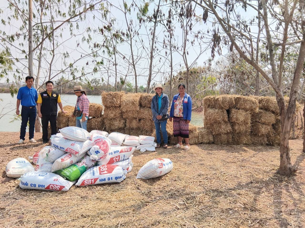 สำนักงานประมงจังหวัดหนองบัวลำภู ฝึกอบรมเชิงปฎิบัติการ โครงการเพิ่มประสิทธิภาพการเกษตรมูลค่าสูง สู่เกษตรนวัตกรรมชั้นสูง กิจกรรม ส่งเสริมการเพิ่มผลผลิตสัตว์น้ำในแหล่งน้ำชุมชน (ฟางมาปลาโต)..คลิก
