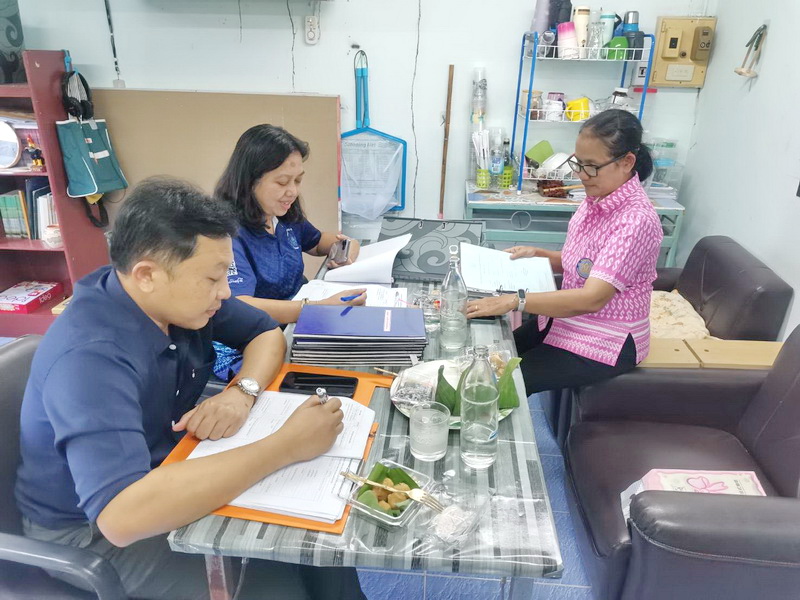รับการตรวจติดตามการเพาะเลี้ยงสัตว์น้ำตามหลักพันธุศาสตร์..คลิก