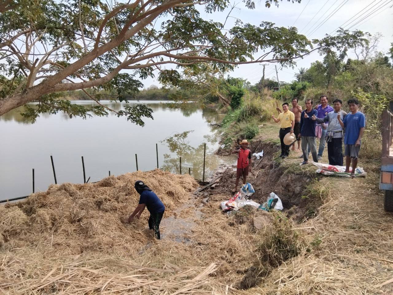 สำนักงานประมงจังหวัดหนองบัวลำภู ฝึกอบรมเชิงปฎิบัติการ โครงการเพิ่มประสิทธิภาพการเกษตรมูลค่าสูง สู่เกษตรนวัตกรรมชั้นสูง กิจกรรม ส่งเสริมการเพิ่มผลผลิตสัตว์น้ำในแหล่งน้ำชุมชน (ฟางมาปลาโต)