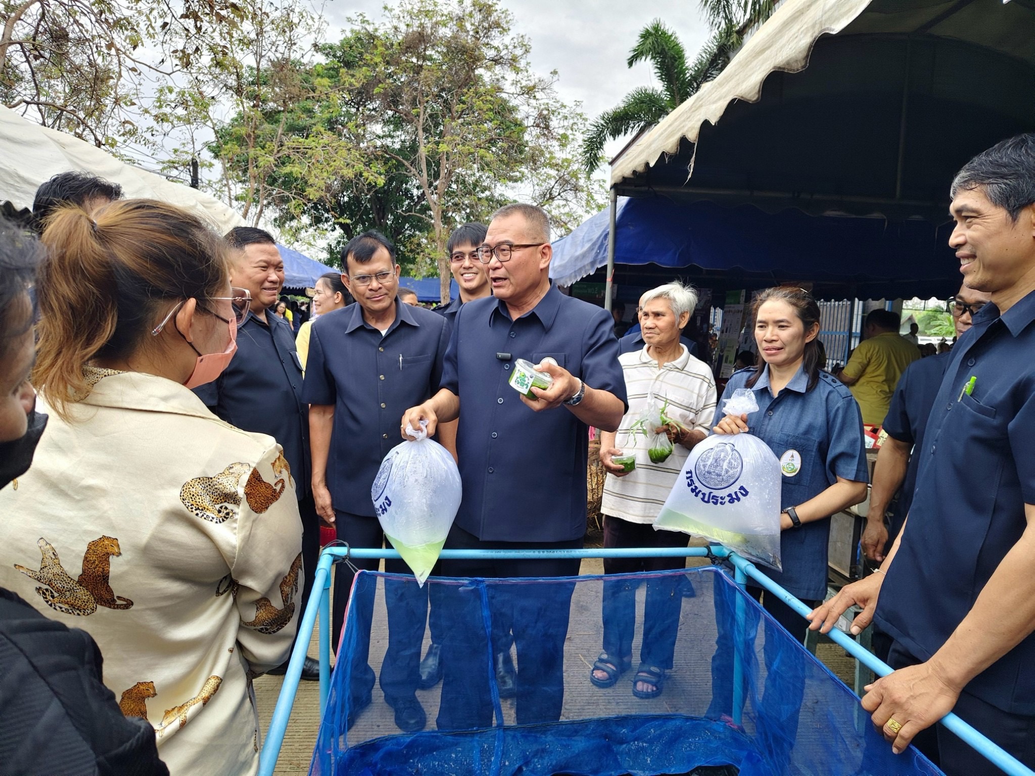 ประมงอุบลฯ บูรณางานร่วมกับศูนย์วิจัยและพัฒนาประมงน้ำจืดอุบลฯ จัดนิทรรศการและออกบริการโครงการคลินิกเกษตรเคลื่อนที่ฯ ครั้งที่ 2/2568..คลิก