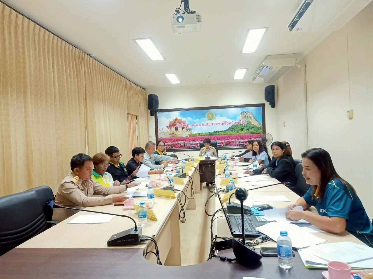 นักวิชาการประมง เข้าร่วมประชุมคณะทำงาน ขับเคลื่อนงานมาตรฐานอาหารปลอดภัย จังหวัดพัทลุง  ครั้งที่ 1/2568  ณ ห้องประชุมสำนักงานเกษตรและสหกรณ์จังหวัดพัทลุง..คลิก