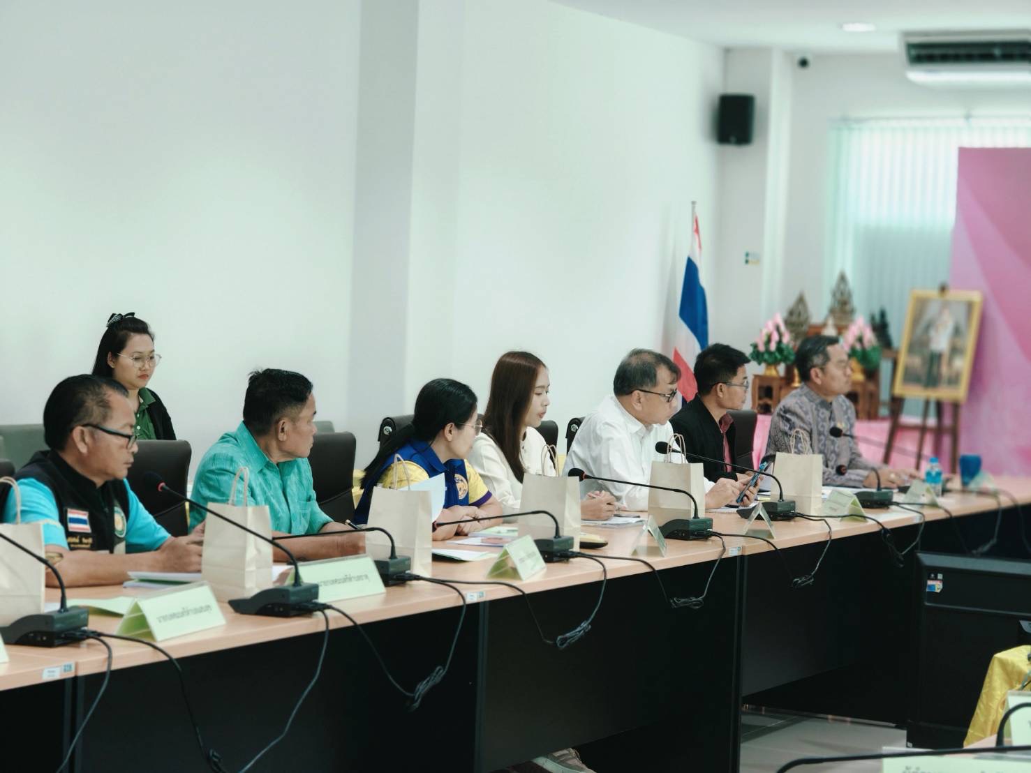 ประมงอุบลฯ ร่วมประชุมคณะกรรมการพิจารณาเพื่ออนุญาตให้ประชาชนใช้ประโยชน์ในที่ดินของรัฐ ครั้งที่ 1/2568