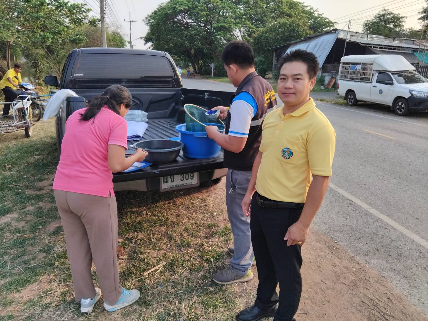 ส่งมอบพันธุ์สัตว์น้ำโครงการเพิ่มประสิทธิภาพการเกษตรมูลค่าสูง สู่เกษตรนวัตกรรมชั้นสูง กิจกรรม ส่งเสริมการเพิ่มผลผลิตสัตว์น้ำในแหล่งน้ำชุมชน ปีงบประมาณ 2568         