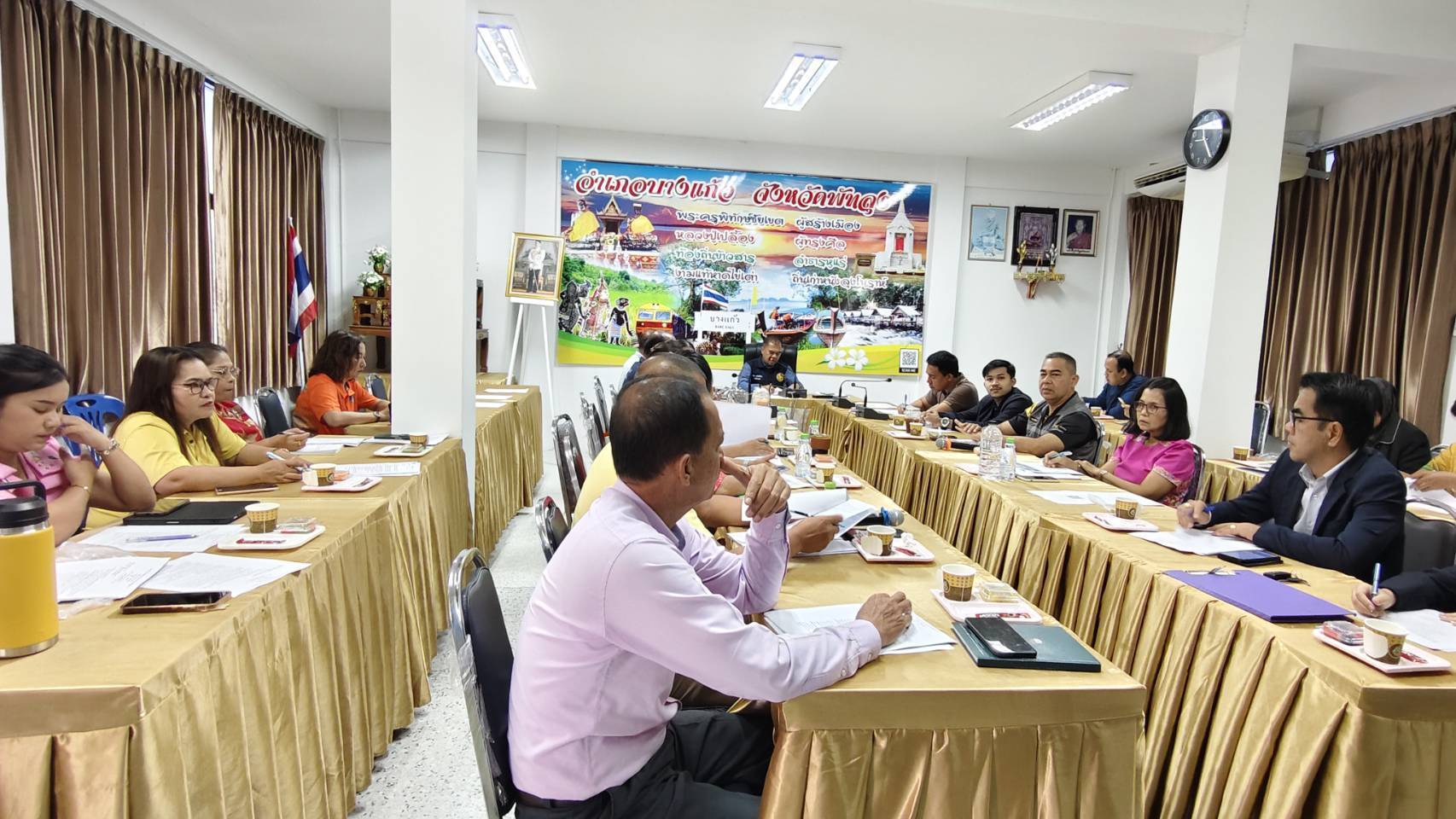 ประมงอำเภอบางแก้ว เข้าร่วมประชุมหัวหน้าส่วนราชการ   ประจำเดือน เมษายน 2568 โดยได้ประชาสัมพันธ์ ความผิดตามพระราชกำหนดการประมง พ.ศ 2558 และที่แก้ไขเพิ่มเติม เพื่อสร้างการรับรู้เกี่ยวกับการลักลอบใช้เครื่องมือประมง  และลักษณะวิธีการทำการประมงที่ผิดกฎหมายของจังหวัดพัทลุง..คลิก