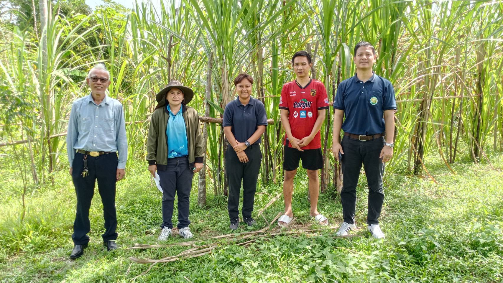 นักวิชาการประมง ลงพื้นที่ร่วมกับเจ้าหน้าที่สำนักงานเกษตรและสหกรณ์จังหวัดพัทลุง สถานีพัฒนาที่ดินจังหวัดพัทลุง  สำนักงานเกษตรอำเภอ เก็บข้อมูลผู้กู้ยืมกองทุนหมุนเวียน  โครงการส่งเสริมพัฒนาและฟื้นฟูอาชีพลูกหนี้ของกองทุนหมุนเวียนเพื่อการกู้ยืมแก่เกษตรกร ปีงบประมาณ พ.ศ. 2568 พื้นที่อำเภอป่าพะยอม จังหวัดพัทลุง 