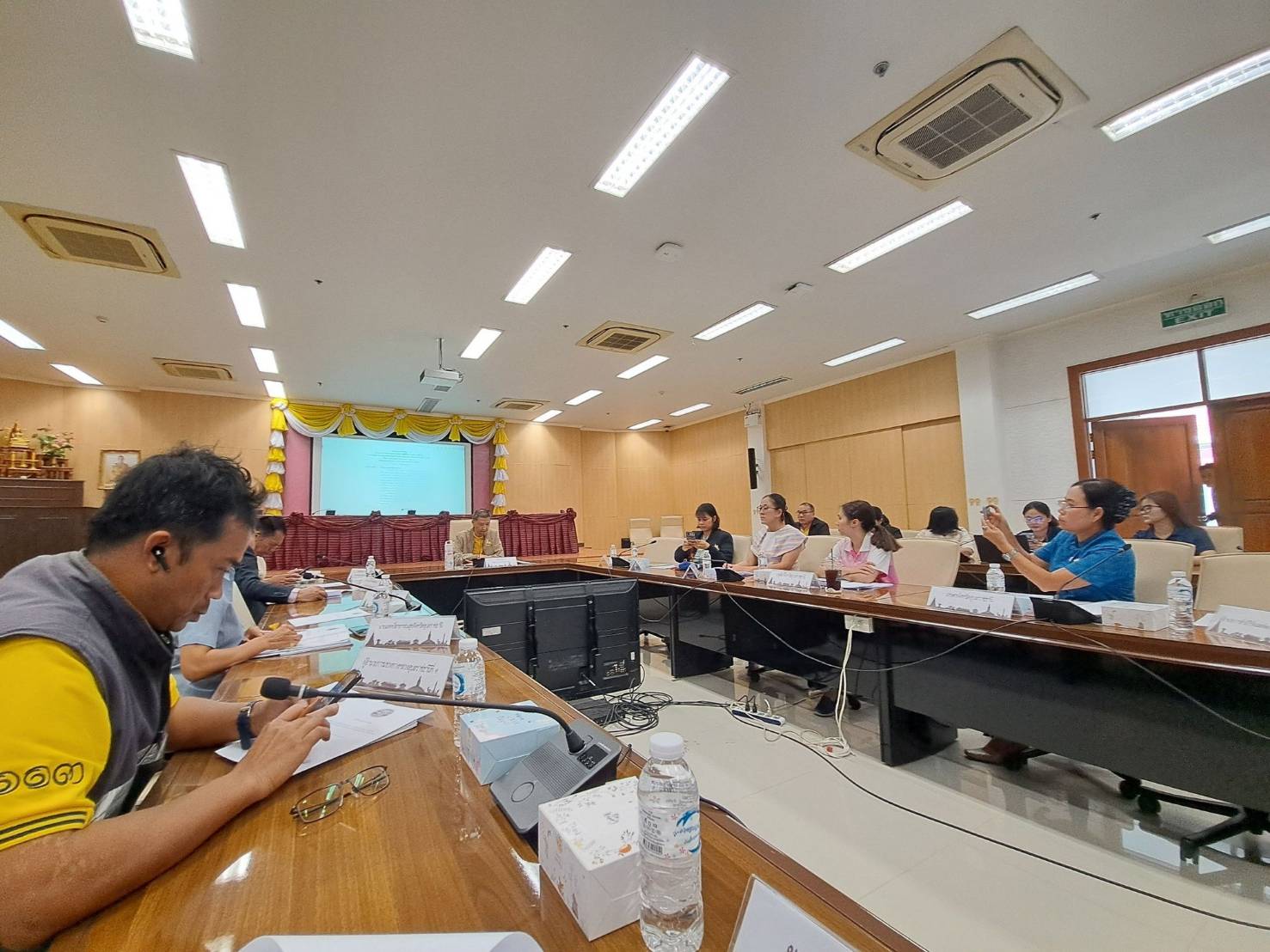 ประมงอุบล ร่วมประชุมคณะอนุกรรมการติดตามและประเมินผลการปฏิบัติตามแผนพัฒนากลุ่มจังหวัดภาคตะวันออกเฉียงเหนือตอนล่าง 2 ครั้งที่ 1/2568..คลิก