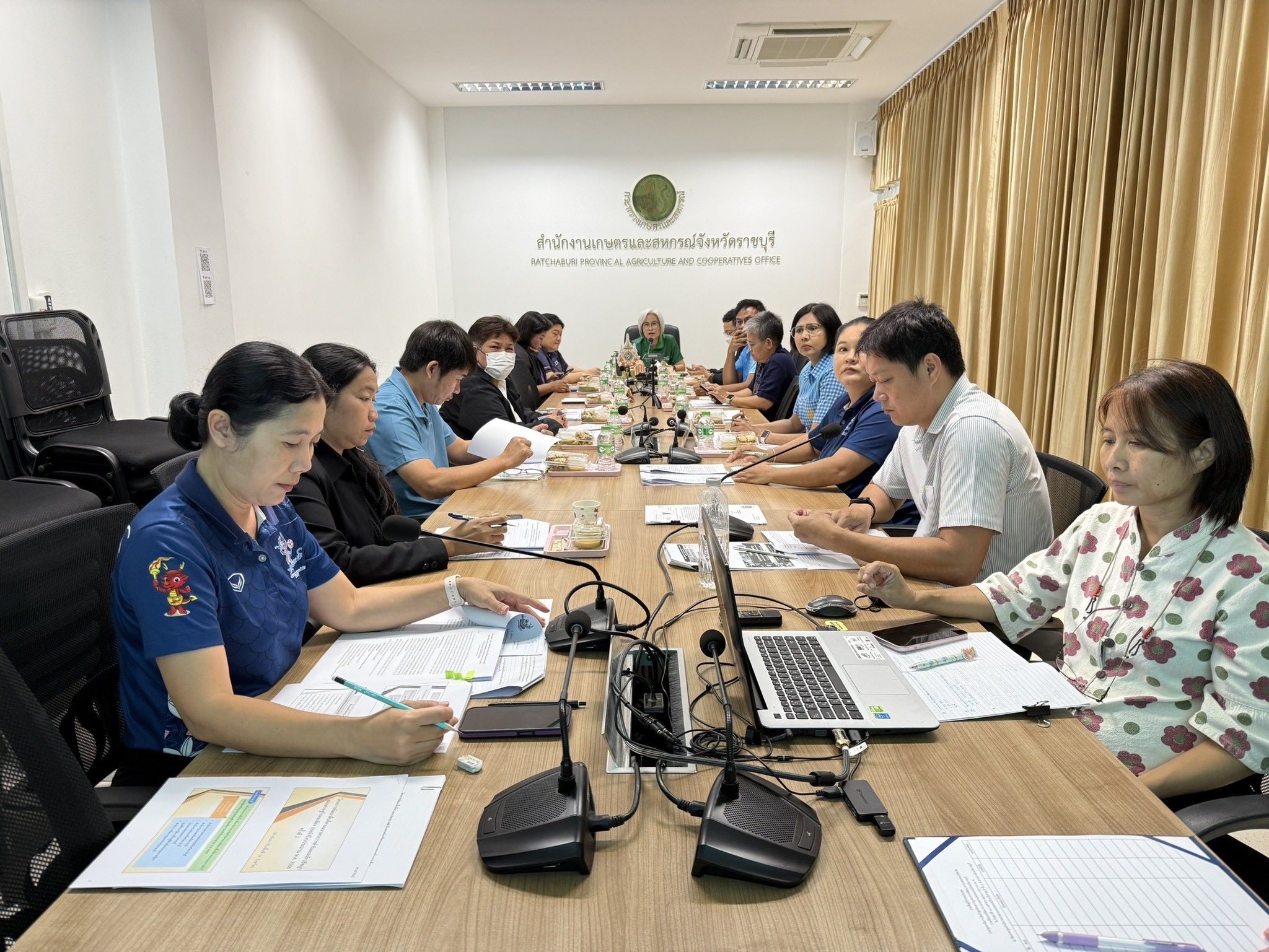 เข้าร่วมการประชุมหารือการจัดทำชุดโครงการบูรณาการพัฒนาการเกษตรของจังหวัด..คลิก