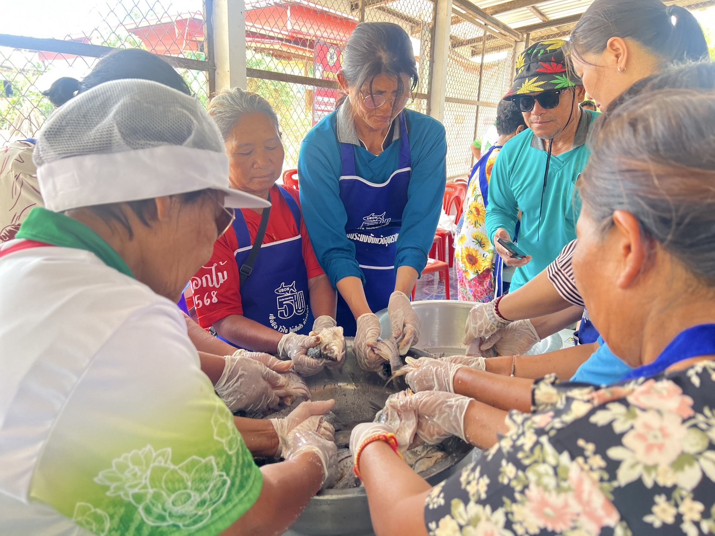 ประมงอุบลฯ จัดกิจกรรมอบรมภายใต้ โครงการส่งเสริมพัฒนาเกษตรกร สถาบันเกษตรกร และวิสาหกิจชุมชนเป็นผู้ประกอบการธุรกิจสมัยใหม่อย่างครบวงจร กิจกรรม การส่งเสริมและพัฒนาเกษตรกร เพื่อเพิ่มมูลค่าผลผลิตสินค้าประมงจากภูมิปัญญาท้องถิ่นในพื้นที่จังหวัดอุบลราชธานี งบพัฒนาจังหวัด ปี 2568..คลิก